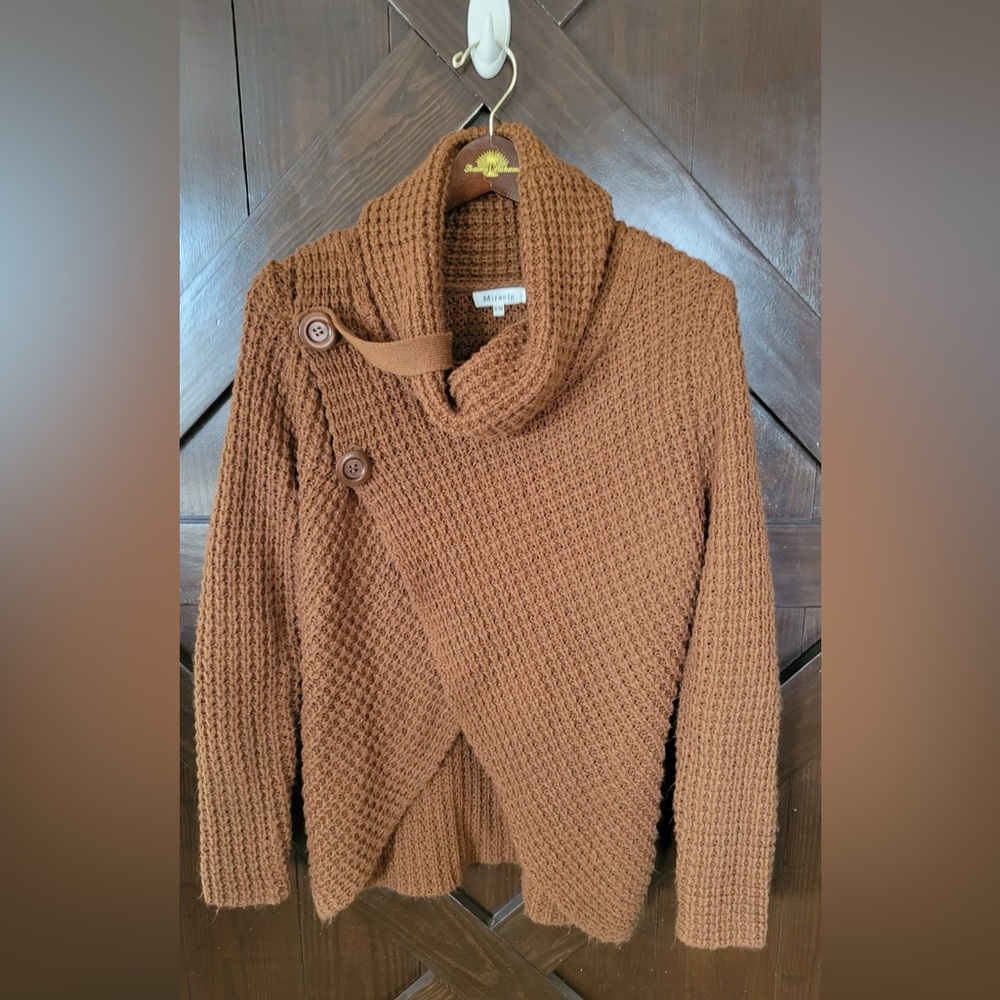 Brown sweater